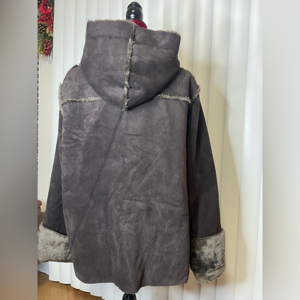Valerie Steven’s Super Suede(Faux) Hooded & Faux Fur Lined Jacket Size XL EUC - Picture 3 of 8